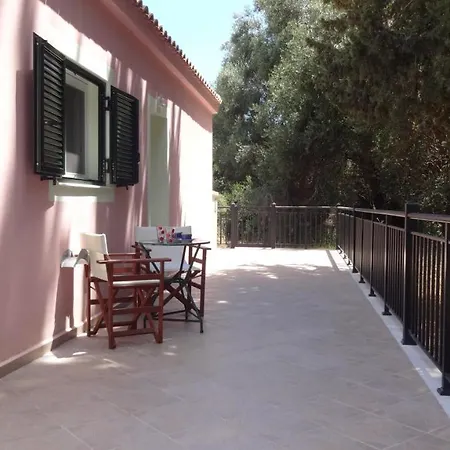 Victoria's Summer House בית נופש *