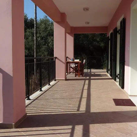 Victoria's Summer House Lixouri