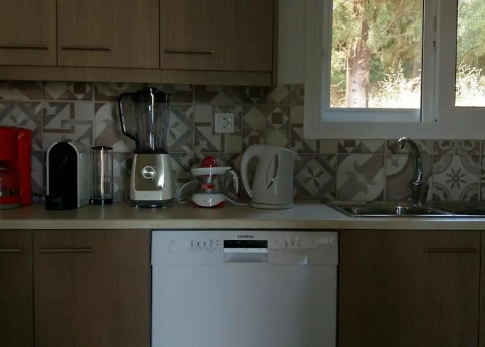 Holiday home Victoria's Summer House *