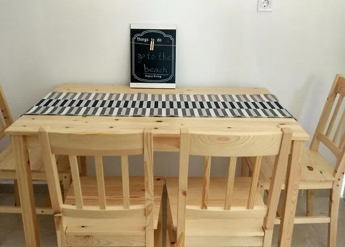 Holiday home Victoria's Summer House *